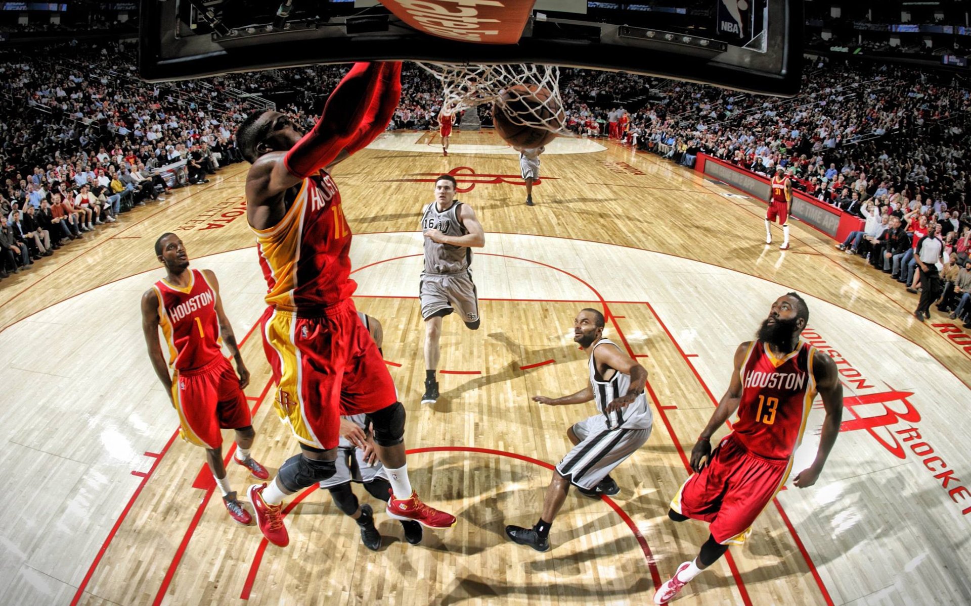 bti体育-红土绿茵跨界激战，姆巴佩纳达尔40分钟巅峰对决悬念丛生